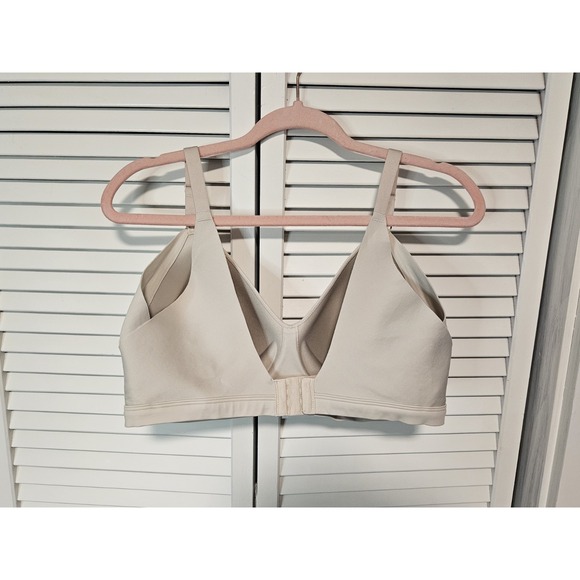 Women's Warner's T Shirt Wireless Lightly Padded Smooth Bra Beige Sz L/XL - Picture 2 of 3